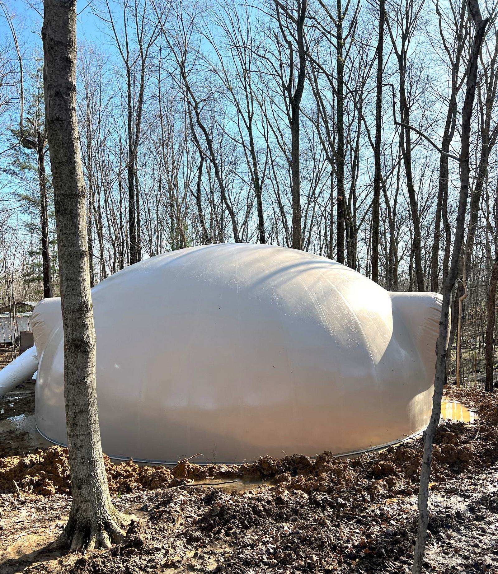 The fully inflated Airform for Kathy Sayler's new Monolithic Dome home. 